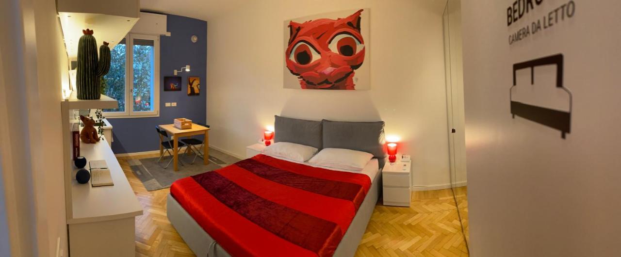 Tra Le Torri B&B - Ampia Stanza Privata In Appartamento Con Bagno Privato Accessibile Da Corridoio Bologna Bagian luar foto